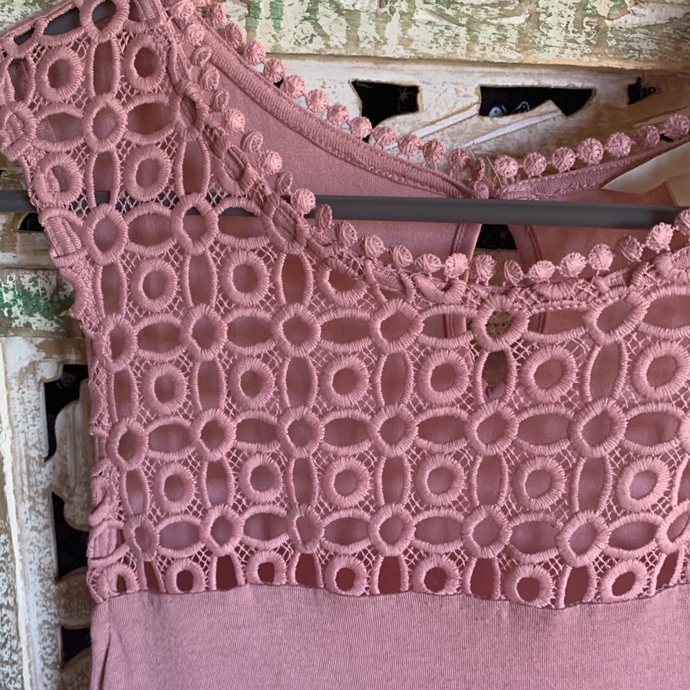 Delicate Pink Top - Picture 3 of 3